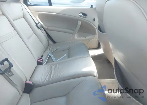 2001 Saab 9-5 Aero z USA, uszkodzony, nr VIN YS3EH48G713048885